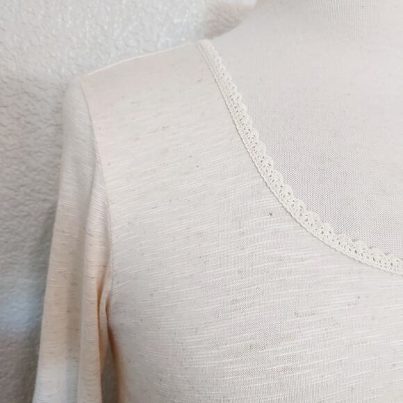 Max Studio Cream Blouse w/Lace Trim Size M - Picture 11 of 14